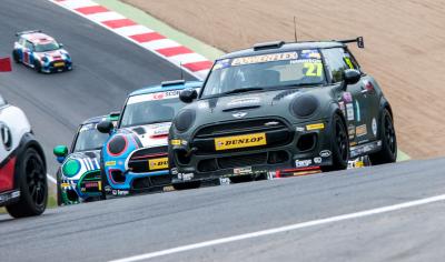 Mini Challenge extends Dunlop partnership