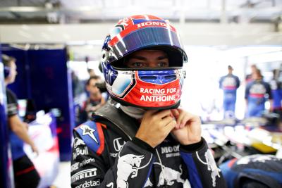 Gasly memberi tahu Leclerc: 'Tolong menangkan perlombaan ini untuk Anthoine'