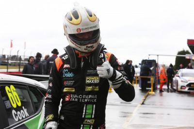 Cook holds off Cammish for maiden BTCC win