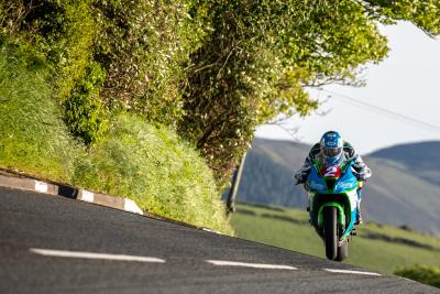 Dean Harrison, Silicone Engineering Kawasaki, Isle of Man TT,