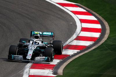 Bottas edges Vettel to quickest time in China FP2