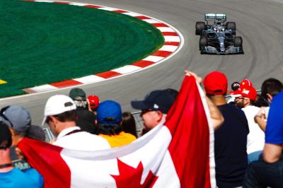 Hamilton memimpin Mercedes satu-dua di Kanada FP1