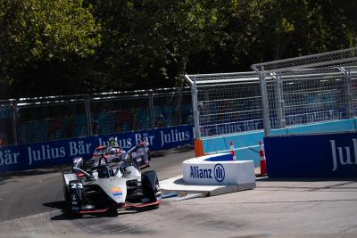 Kecelakaan Santiago yang mengakhiri balapan 'mirip' dengan kecelakaan FP1 - Buemi