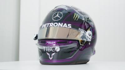 Lewis Hamilton mengungkapkan desain helm F1 'Black Lives Matter'