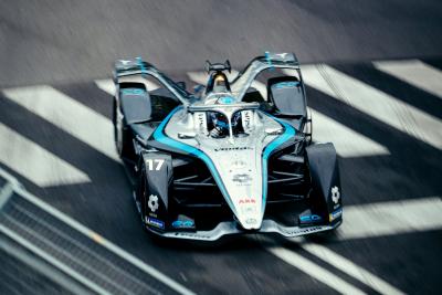 de Vries gets Formula E grid penalty for Bird collision in Rome