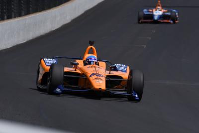 Fernando Alonso terjatuh di latihan Indy 500 kedua