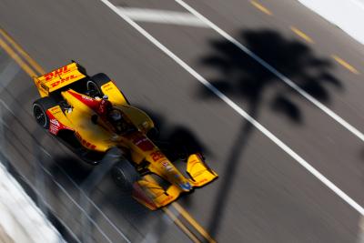 Ryan Hunter-Reay continues to show muscle in final practice