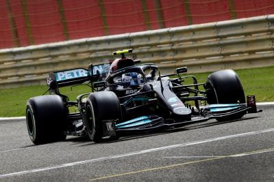 First impressions from F1 testing as Mercedes forced to play catch up