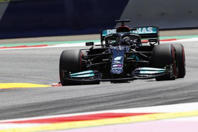 F1 GP Styria: Hamilton Unggul 0,2 Detik dari Verstappen