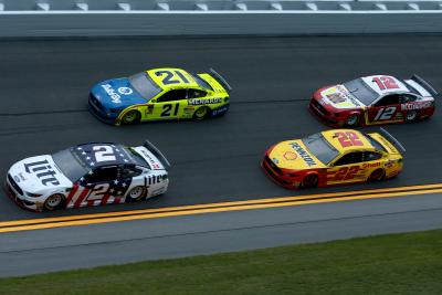 Coke Zero 400 di Daytona International Speedway - Lineup Awal