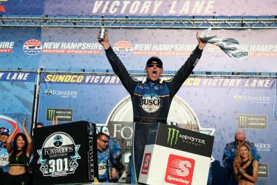 Kevin Harvick survives bump from Denny Hamlin to win New Hampshire 301