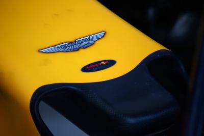 Red Bull to race as 'Aston Martin Red Bull' from 2018