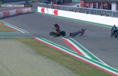 Pirro, Zanetti collision in Italian Superbike decider