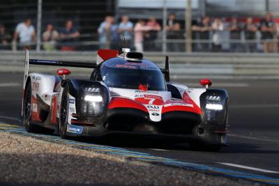 Kobayashi quickest for Toyota in Le Mans warm up