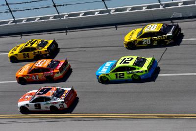 Geico 500 di Talladega Superspeedway - Kisi Awal