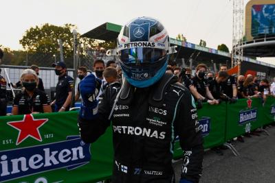 Bottas pips Hamilton to pole for Monza F1 sprint race