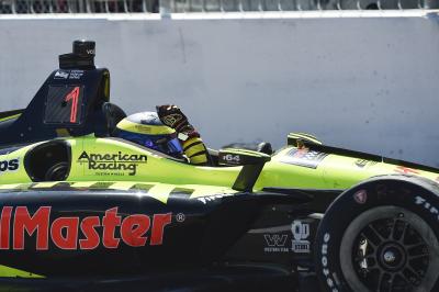 Bourdais meraih kemenangan St. Petersburg IndyCar setelah drama telat