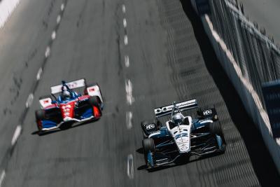 Simon Pagenaud mengalahkan Scott Dixon untuk kemenangan Toronto