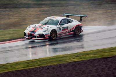 Gamble dominates reverse grid Knockhill race