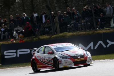 Shedden beats Priaulx in race two thriller