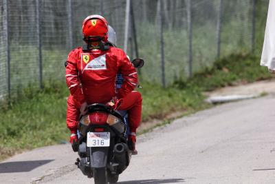 Kimi Raikkonen (FIN) Ferrari returns to the pits after he retired from the race.
14.05.2017.