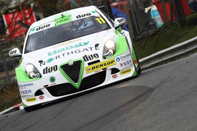 Austin leads Ingram in opening BTCC practice