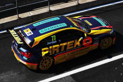 Jordan 'within striking distance' in BTCC title fight