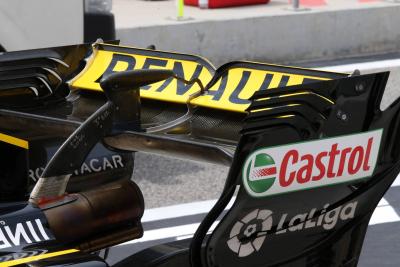 Apa yang terjadi dengan sayap belakang knalpot F1 yang ditiup?