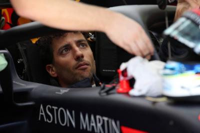FIA mengonfirmasi perubahan unit daya Ricciardo F1 untuk China