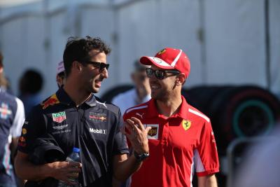 Ricciardo membela Vettel atas insiden jembatan timbang F1 Brasil