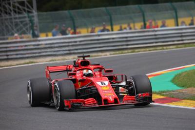 Vettel memimpin Ferrari 1-2 di Spa FP3