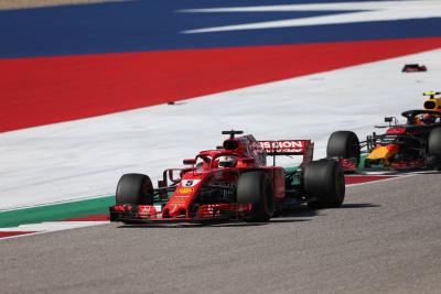 Vettel menyarankan 'lubang downforce' bisa menjadi penyebab putaran 