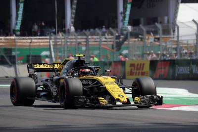 Renault meragukan Merc, tantangan Ferrari setelah Jumat 