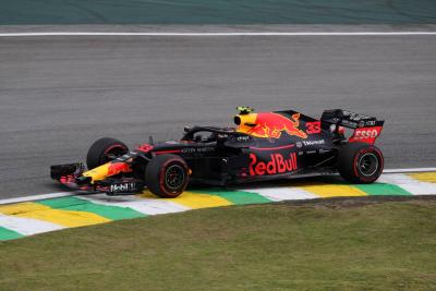 Red Bull Racing memperpanjang kemitraan TAG Heuer