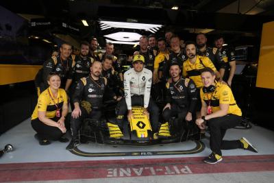 Renault celebrates sealing fourth place in F1 2018 championship