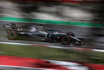 Hamilton has “work to do” with Mercedes