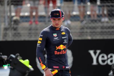 Verstappen: Red Bull bisa lebih dekat ke tiang