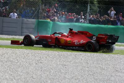 Ferrari harus 'mengangkat semangat Vettel' - Camilleri