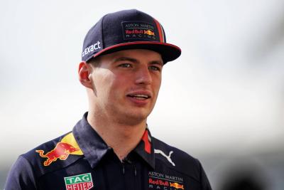 Verstappen menandatangani perpanjangan kontrak F1 Red Bull