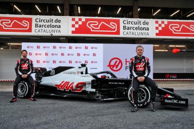 Haas meluncurkan mobil F1 2020 menjelang pengujian di Barcelona