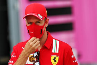 Vettel plays down 