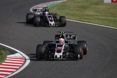 Haas celebrates double points success in Japanese GP