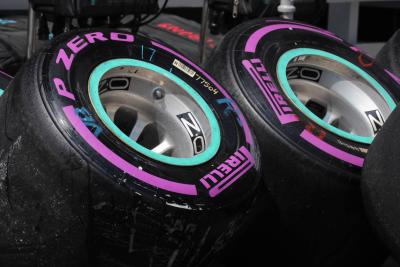 Pirelli adds super-hard, hyper-soft tyres to 2018 F1 range