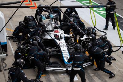 George Russell (GBR) Williams Racing FW43 makes a pit stop.