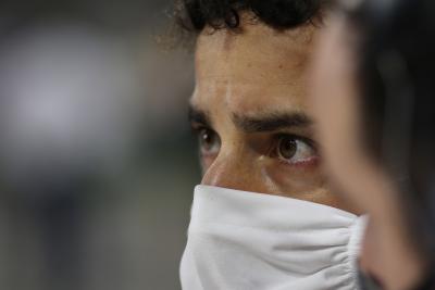 Daniel Ricciardo (AUS) Renault F1 Team on the grid.