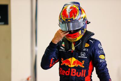 Alexander Albon (THA) Red Bull Racing in parc ferme.