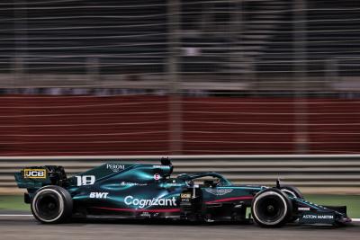 Lance Stroll (CDN) Aston Martin F1 Team AMR21.