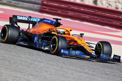 Daniel Ricciardo (AUS) McLaren MCL35M.