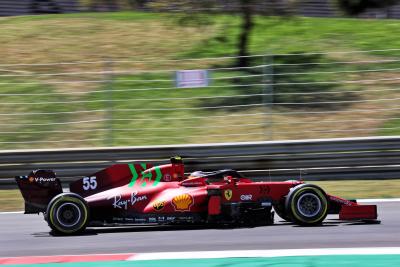 Carlos Sainz Jr (ESP) Ferrari SF-21.