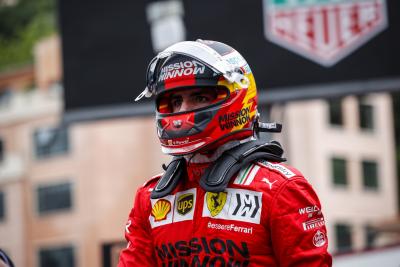 Carlos Sainz Jr (ESP) Ferrari in qualifying parc ferme.